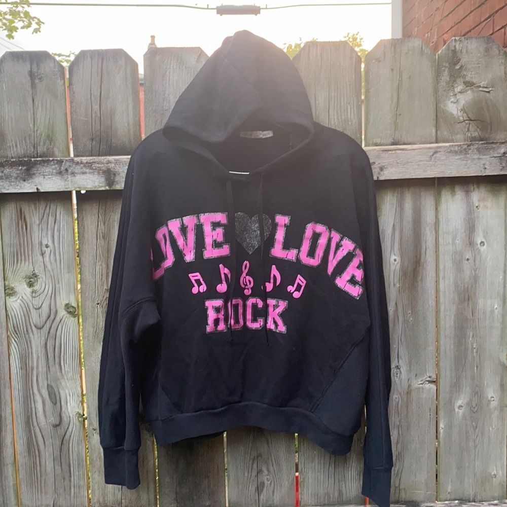 Derek Heart sweatshirt sz. L